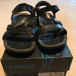 TEVA Cabrillo Crossover Sandles